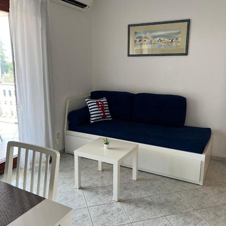 Nada And Family Apartment Rovinjsko Selo Bagian luar foto