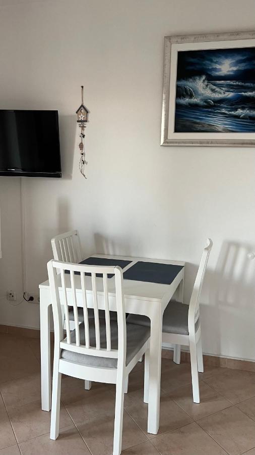 Nada And Family Apartment Rovinjsko Selo Bagian luar foto